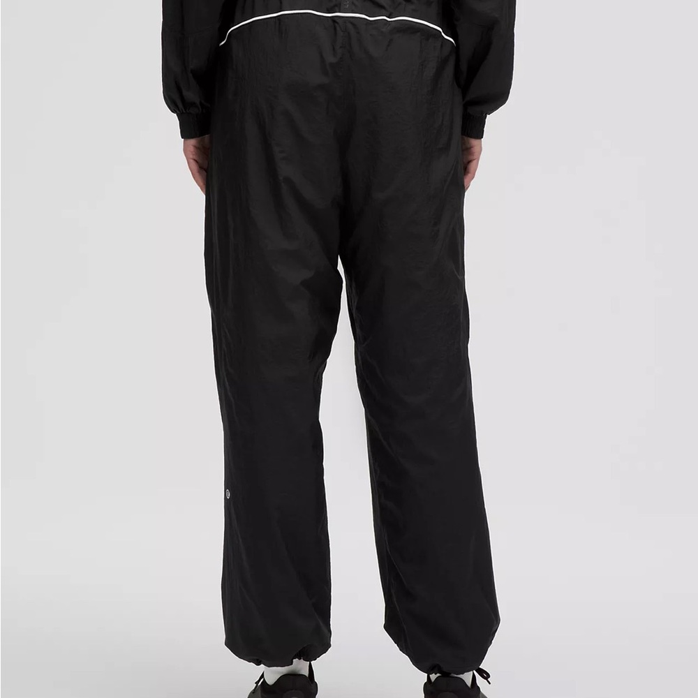 Lululemon - License to Train Mid-Rise Lightweight Jogger Size 4 - Picture 3 of 8